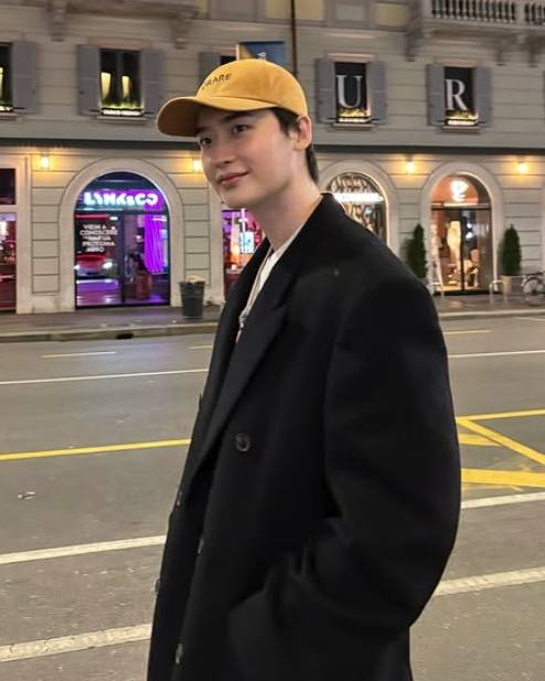 사진 = 이종석 인스타그램