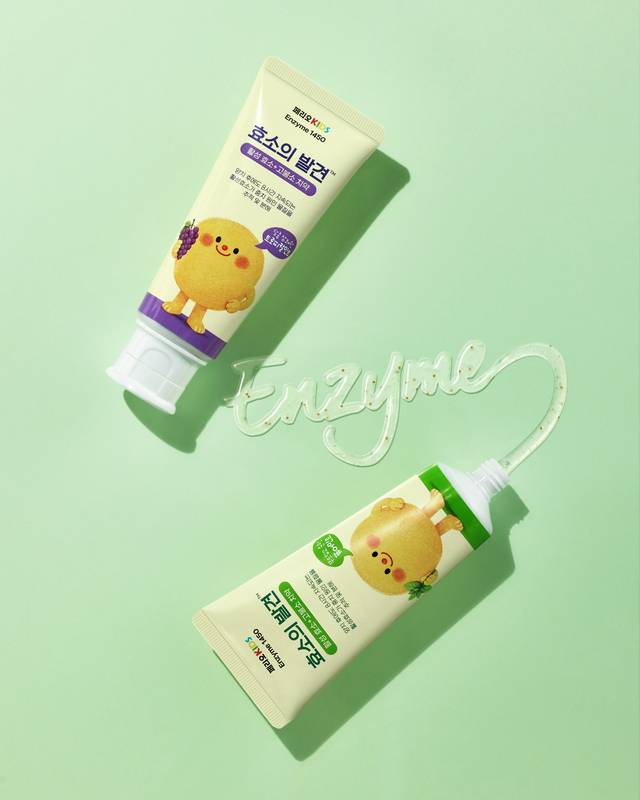 페리오 키즈 효소의 발견 치약 퓨어민트향/트로피칼향(80 g / 권장소비자가격 9,900원대. LG생활건강 제공)