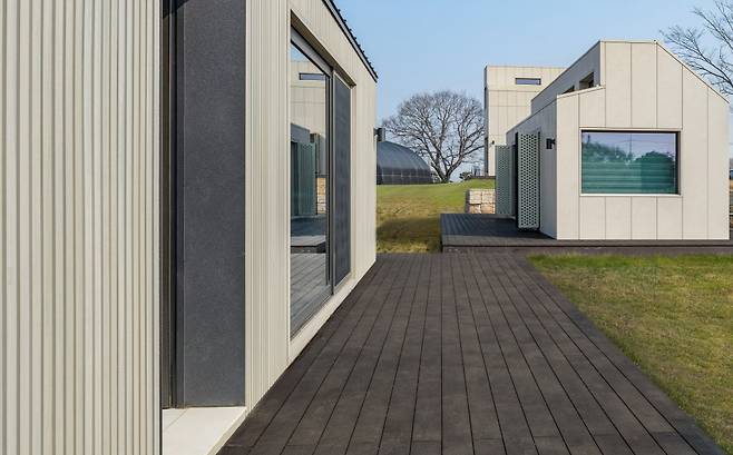 전북 김제시 죽산면에 설치된 LG 스마트코티지.[사진=LG전자]