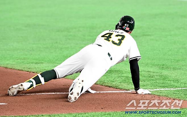 5일 일본 도쿄돔에서 열린 WBC(월드베이스볼클래식) 호주와 대만의 경기. 4회말 호주 제리드 데일(KIA)이 내야땅볼로 물러나고 있다. 도쿄(일본)=허상욱 기자wook@sportschosun.com/2026.03.05/