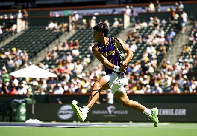 인디언 웰스의 BNP 파리바오픈에서 연습 중인 알카라스. 사진/대회본부