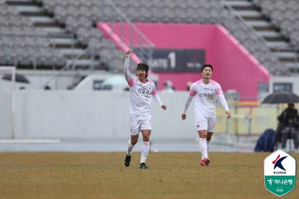 이준석(파주프런티어FC). 한국프로축구연맹 제공