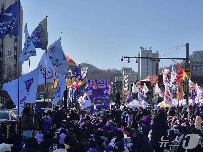 7일 한국여성단체연합이 서울 종로구 서십자각에서 개최한 제41회 한국여성대회의 모습. 2026.3.7 ⓒ 뉴스1 신윤하 기자
