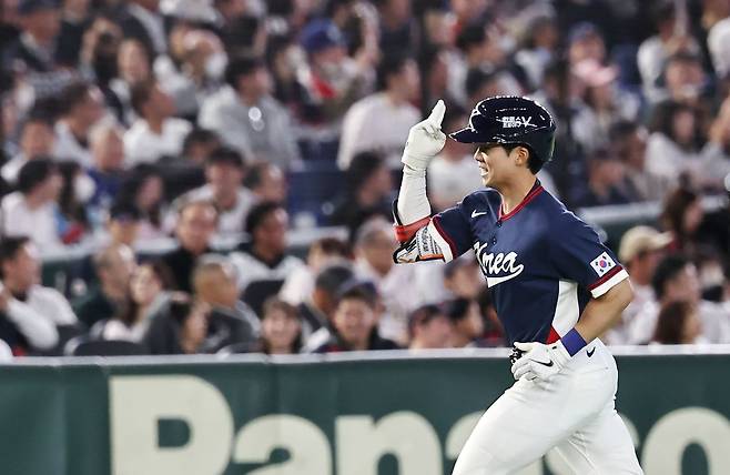 WBC 일본전에서 동점 홈런을 친 김혜성. 연합뉴스