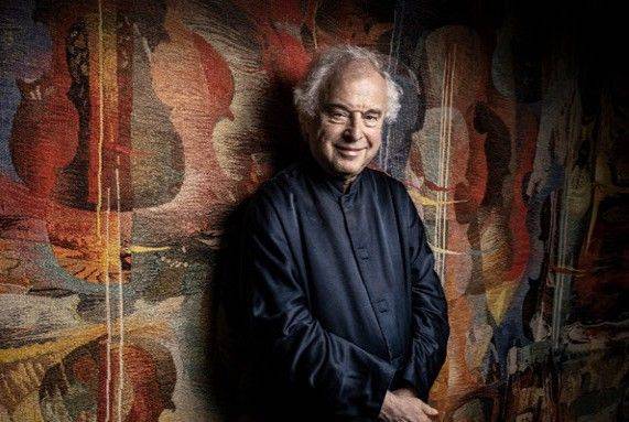 피아니스트 안드라스 쉬프     c)Nadja Sjöström