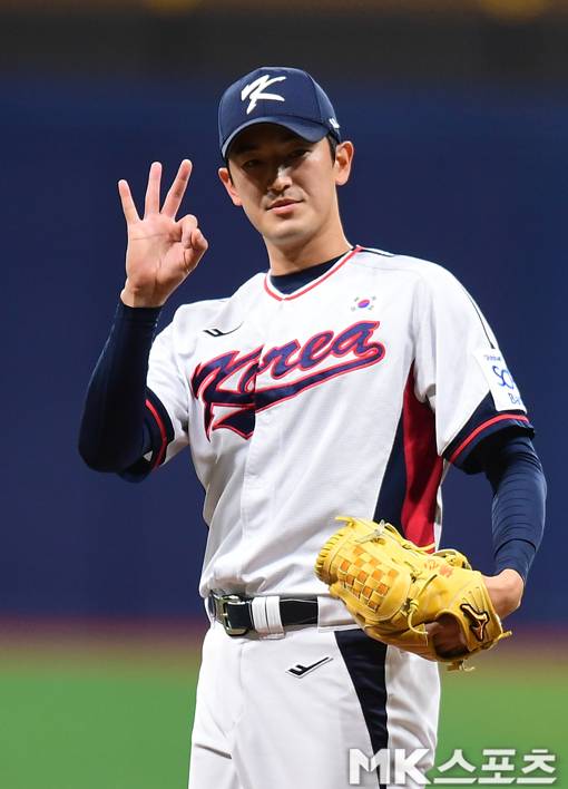 한일전 선발의 중책을 맡은 고영표. 사진=김재현 기자