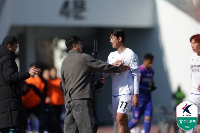 김지현은 이정효 감독에게 2연승을 선물했다. 사진=한국프로축구연맹 제공