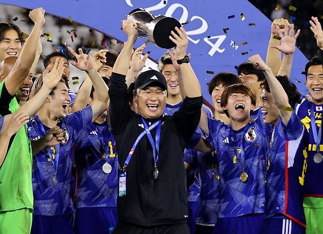 두 살 어린 21세 이하(U-21) 대표팀으로 지난 AFC U-23 아시안컵에 출전해 우승까지 이룬 일본 축구대표팀. /사진=아세안풋볼 SNS 캡처