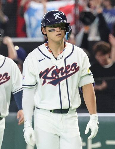 한국이 대만에 패한 뒤 김도영이 아쉬워하고 있다. 사진=연합뉴스