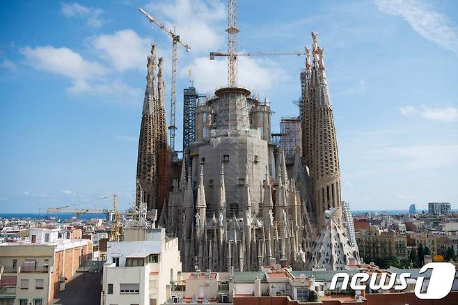 천재 건축가 안토니오 가우디가 설계한 스페인 바르셀로나의 사그라다 파밀리아 성당. ⓒ AFP=뉴스1