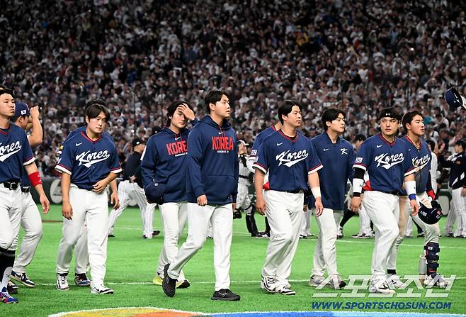 7일 일본 도쿄돔에서 열린 WBC(월드베이스볼클래식) 한국과 일본의 경기. 한국이 일본에 6대8로 패했다. 아쉬움의 인사를 하는 선수들의 모습. 도쿄(일본)=허상욱 기자wook@sportschosun.com/2026.03.07/