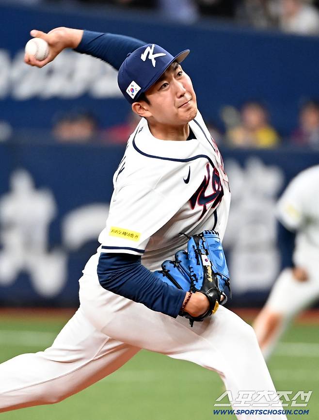 2일 일본 오사카 교세라돔에서 열린 WBC(월드베이스볼클래식) 한국 대표팀과 한신 타이거즈의 경기, 4회말 한국 손주영이 역투하고 있다. 오사카(일본)=허상욱 기자wook@sportschosun.com/2026.03.02/