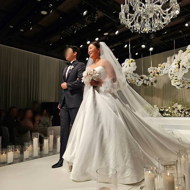 미국 LPGA에서 뛰고 있는 고진영이 7일 결혼식을 올렸다. 고덕호 프로 SNS