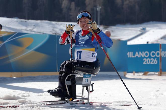 2026 밀라노·코르티나 동계패럴림픽에서 금메달을 목에 건 김윤지. 사진=대한장애인체육회 제공