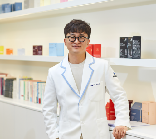 ‘리틀약사’ 이성근 약사