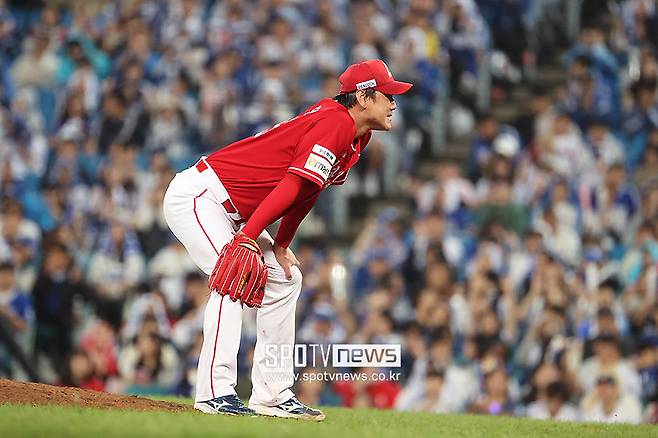 ▲ 적지 않은 나이에 어깨 수술을 받는 것이 부담스럽다는 의견, 앞으로를 생각하면 지금 원인을 확실하게 제거해야 한다는 의견이 갈린다 ⓒ곽혜미 기자