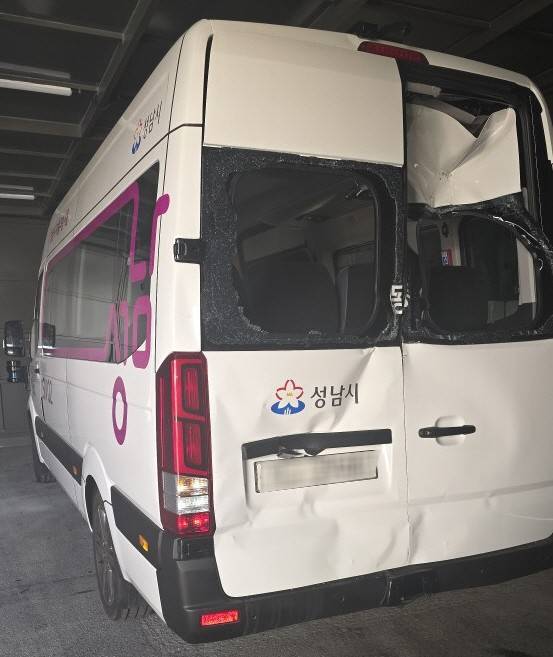 사고를 당해 운행이 중단된 성남시 자율주행 셔틀버스(SN02노선) <독자 제공>