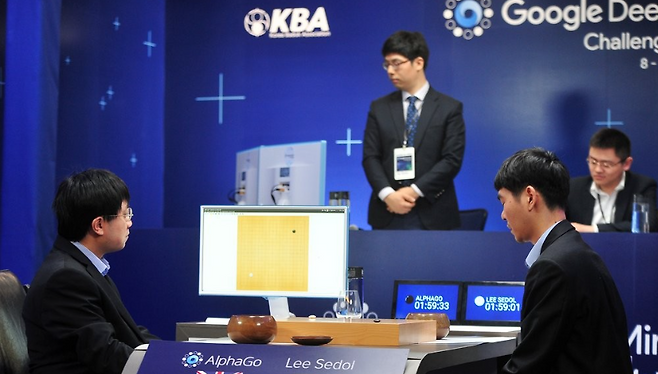 지난 2016년 3월 바둑 인공지능 '알파고'와 대국했던 이세돌 9단
