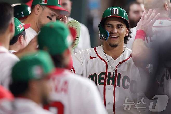 멕시코가 브라질에 16-0, 6회 콜드게임 승리를 거두며 B조 공동 선두가 됐다. ⓒ AFP=뉴스1