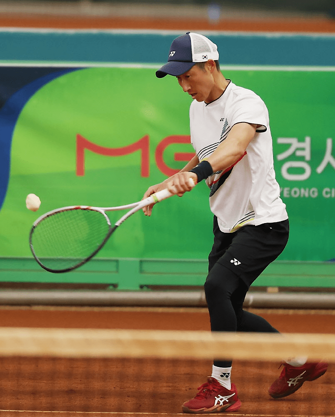 박환이 안정된 스트로크를 구사하고 있다. 채널에이 자료