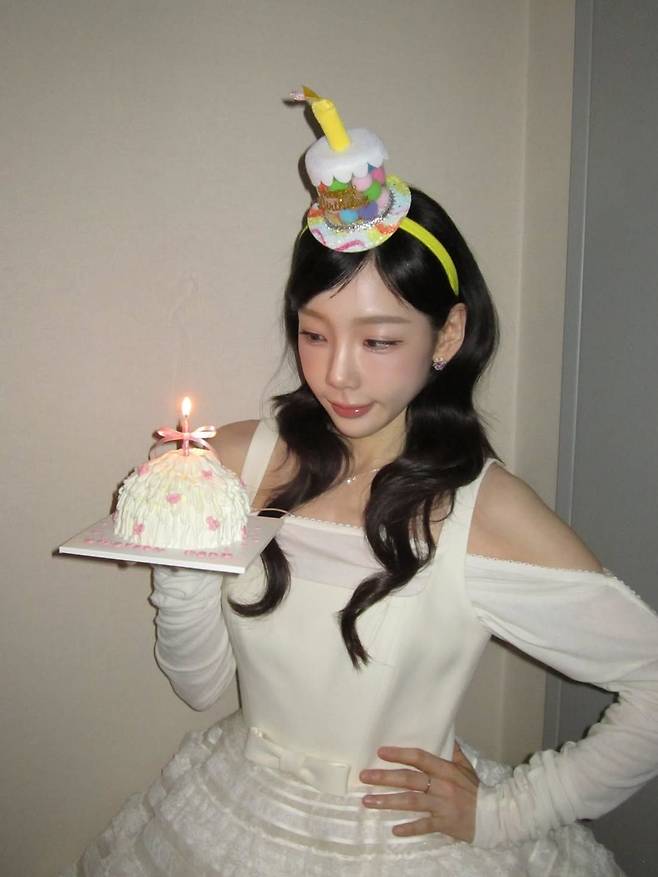3월 9일 생일을 맞은 태연. 인스타그램 @taeyeon_ss