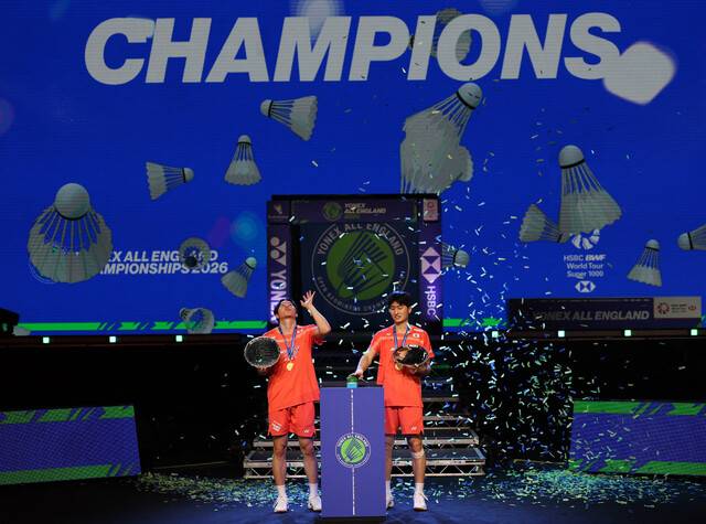 전영오픈 2연패를 달성한 서승재(왼쪽)-김원호 짝. 버밍엄/로이터 연합뉴스