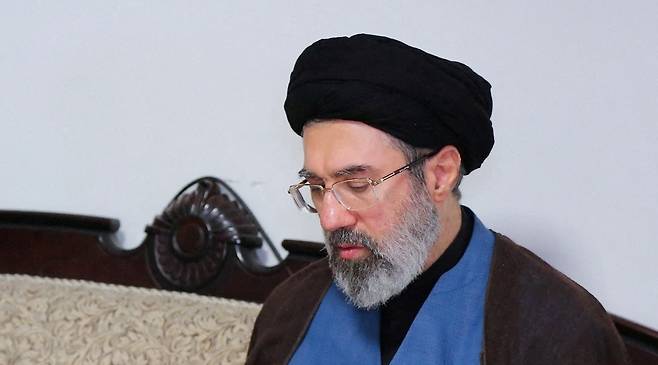 이란의 새로운 최고지도자 모즈타바 하메네이. [로이터]