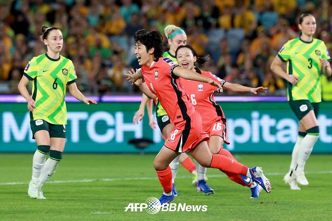 대한민국 여자 축구대표팀 김신지가 8일 호주 시드니에서 열린 호주와의 2026 AFC 여자 아시안컵 조별리그 최종전에서 기뻐하고 있다. /AFPBBNews=뉴스1