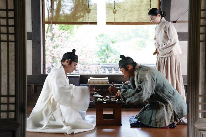 영화 '왕과 사는 남자'의 한 장면.(사진=쇼박스)