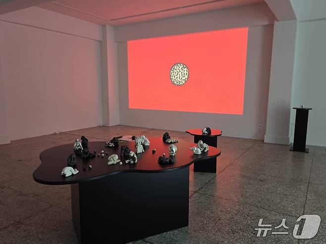 그레이스 나윤 리(이나윤) 작가가 신작 전시 '돈트 스피크'(Don't Speak) 전시 전경. ⓒ 뉴스1 김정한 기자