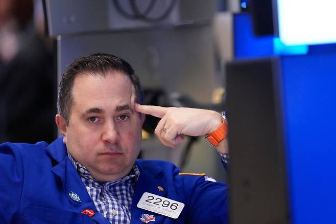 뉴욕 증시가 9일(현지시간) 막판 뒤집기에 성공해 일제히 상승세로 장을 마쳤다. AP 뉴시스