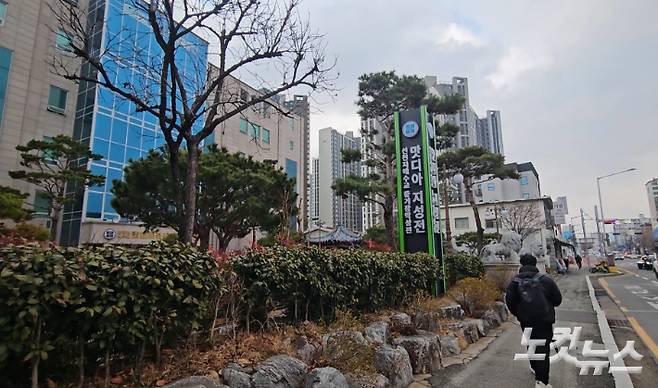 대전광역시 서구 용문동에 위치한 신천지 맛디아지파 본부 건물. 신천지 맛디아 지파 탈퇴자 B씨는 자신의 의사와는 무관하게 '맛디아 당원 명단'에 이름이 올라가 있다며 개인정보 도용 의혹을 제기했다. 지난 2022년 2월에 탈퇴한 B씨는 신천지로의 복귀를 종용하는 신천지 측에 내용증명을 보내기도 했었다. 송주열 기자