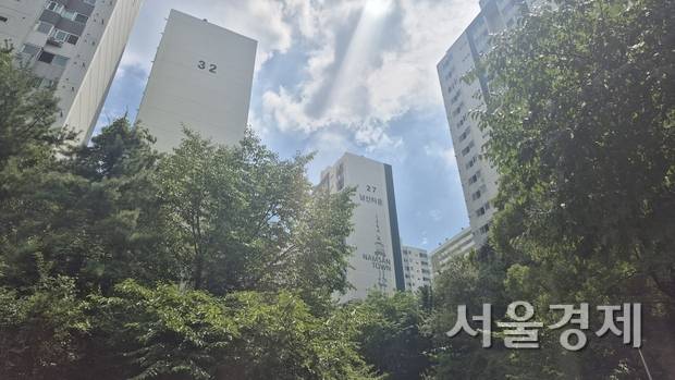 서울 중구 신당동 남산타운 아파트 전경. 서울경제DB