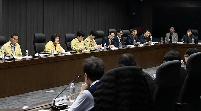 중동 상황 관련 선원 안전대책 점검 [해양수산부 제공. 재판매 및 DB 금지]