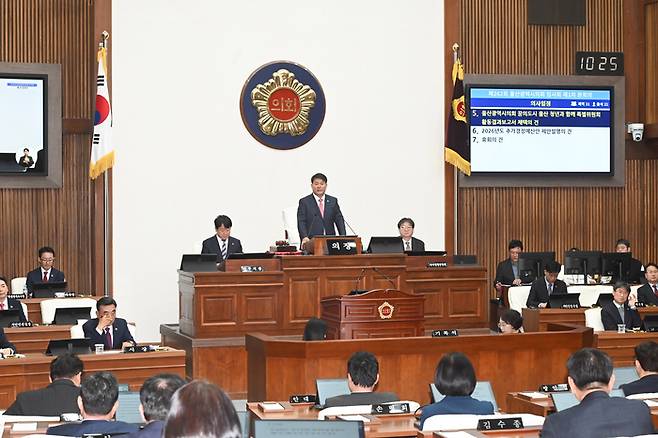 6·3 지방선거 광역의회 선거에 출마할 예비 주자들의 윤곽이 드러나고 있다. 사진은 임시회의가 열리고 있는 울산시의회.