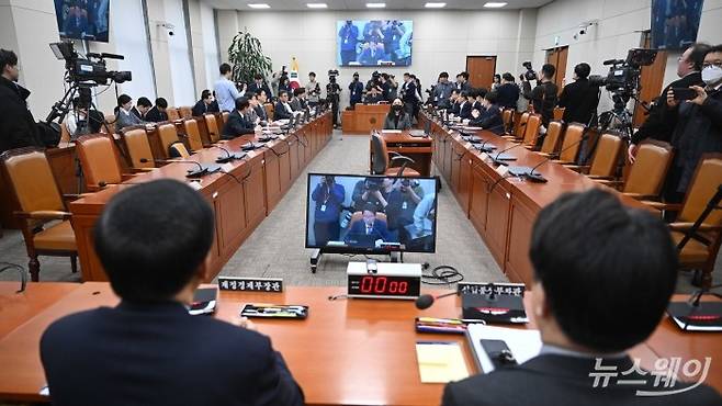 대미투자특별법처리를위한특별위원회 전체회의가 9일 오후 서울 여의도 국회에서 진행되고 있다. 사진=강민석 기자 kms@newsway.co.kr