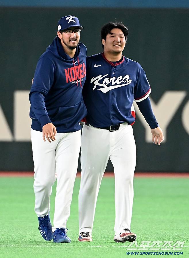 9일 일본 도쿄돔에서 열린 WBC(월드베이스볼클래식) 한국과 호주의 경기, 한국이 승리하며 8강행을 확정했다. 경기가  끝나자 환호하는 한국 선수들. 도쿄(일본)=허상욱 기자wook@sportschosun.com/2026.03.09/