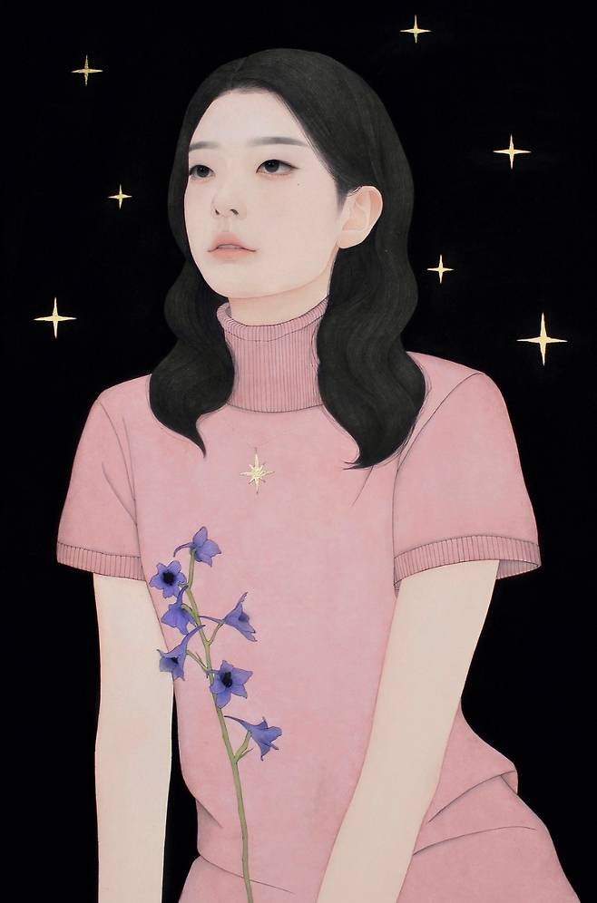 정지아 作 ‘우연을 먹고자란 별‘ (No.2, 2024,장지에 채색,80.3x53cm) 별과 인물이 결합된 화면이 정지아 특유의 상징적 구성을 드러낸다.