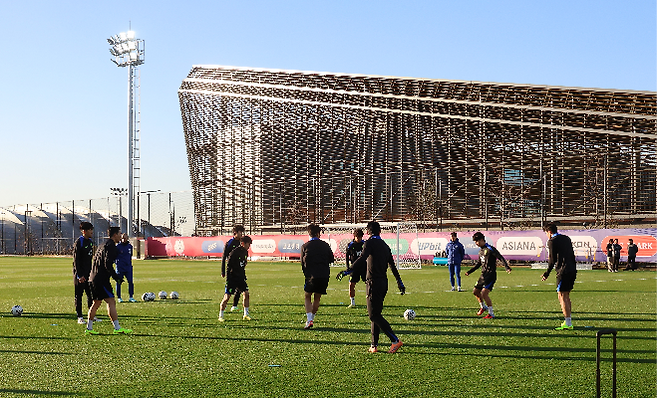 충남 천안 코리아풋볼파크에서 훈련 중인 선수들. 사진=연합뉴스 제공
