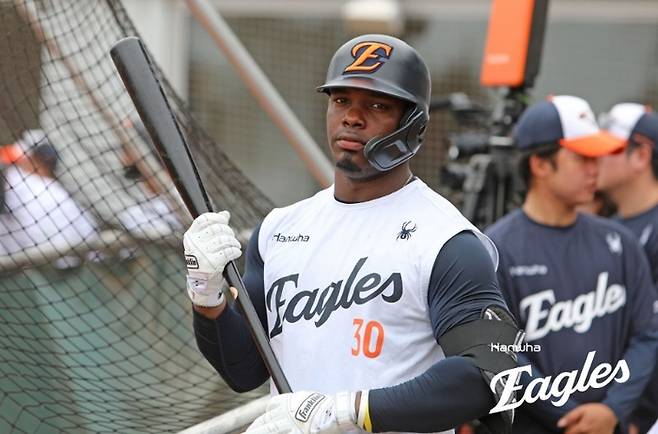 한화 페라자가 호주 멜버른에서 진행된 스프링캠프서 훈련에 임하고 있다. 사진 | 한화 이글스