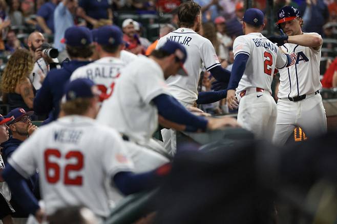 <yonhap photo-4115=""> Mar 10, 2026; Houston, TX, United States; United States shortstop Bobby Witt Jr. (7) hits a home run against Italy in the sixth inning at Daikin Park. Mandatory Credit: Thomas Shea-Imagn Images/2026-03-11 12:57:12/ <저작권자 ⓒ 1980~2026 ㈜연합뉴스. 무단 전재 재배포 금지, AI 학습 및 활용 금지></yonhap>