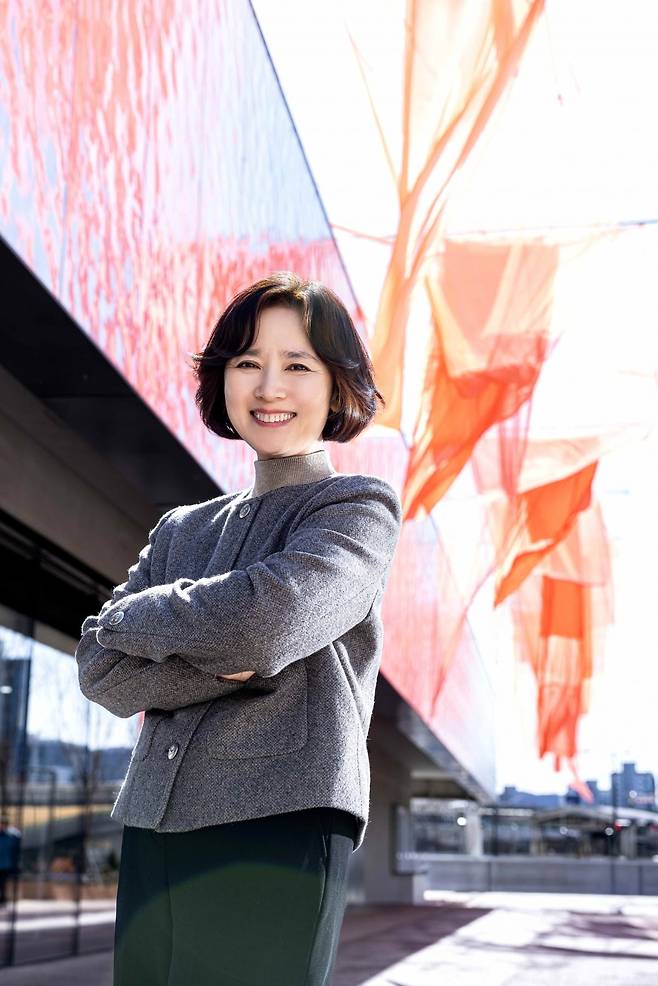 박나운 서서울미술관장. 서울시립미술관의 8개 본분관 체계 중 사진미술관과 서서울미술관만 전문 관장 체계로 운영된다. /ⓒ arte, Photo by Park Choong-yul