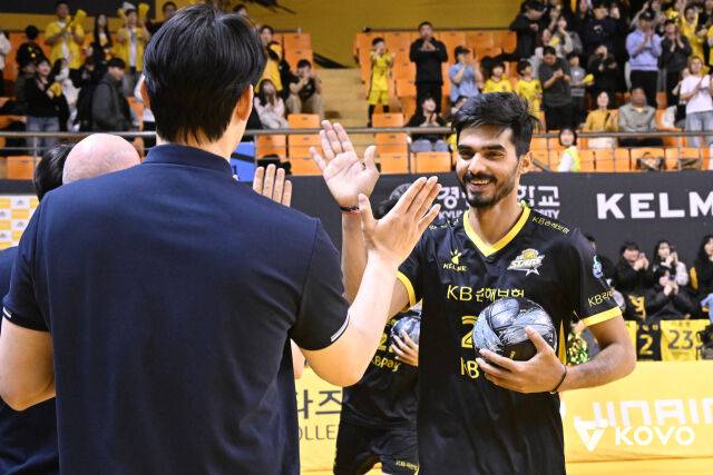 KB손해보험 아밋./KOVO