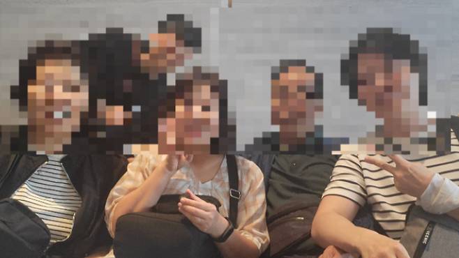 "남편에게 정말 고맙습니다". 신천지 빌립지파 탈퇴자 A씨는 신천지 탈퇴 과정에서 일상으로 돌아올 수 있도록 믿고 기다려준 남편에게 고마움을 전했다. 사진은 A씨 가족 사진. 탈퇴자 제공