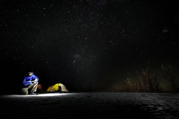 경북 봉화군에 있는 통고산 정상. 이곳은 사람 발길이 드물다. 정상부에 텐트 여러 동을 설치할 수 있는 널찍한 헬기장이 있다. 스마트폰도 잘 터지지 않는 국내에 얼마 없는 오지 중 하나다.