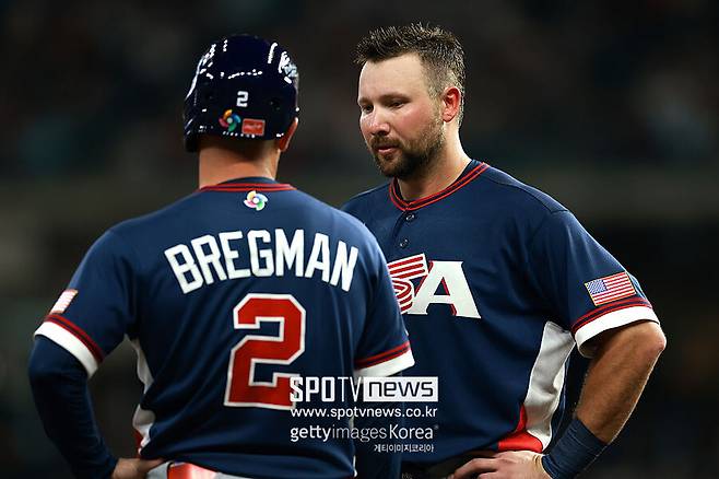 ▲ 2026년 WBC에 미국 국가대표로 참가 중인 칼 랄리(오른쪽).
