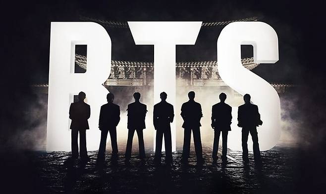 방탄소년단(BTS) 광화문 광장 컴백 공연을 앞두고 오늘(12일) 추가 좌석 예매가 시작된다.