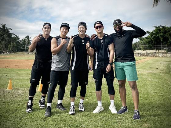 로하스가 팀동료들을 도미니카공화국으로 직접 초청했던 '로하스캠프'. 사진=로하스 SNS