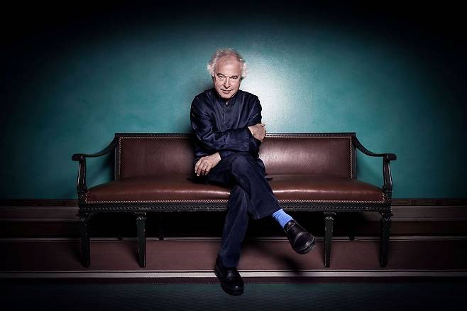 15일 서울에서 독주회를 여는 피아니스트 안드라스 쉬프. 사진 마스트미디어