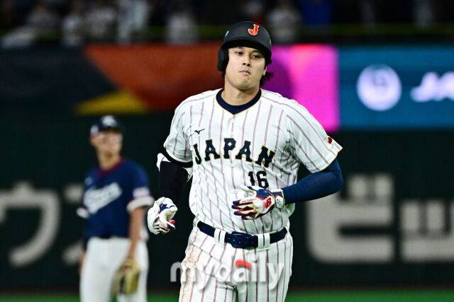 7일 일본 도쿄돔에서 열린 2026 월드 베이스볼 클래식(WBC) 조별리그 한국-일본 경기. 오타니가 3회말 1사에 동점 솔로포를 치고 있다./도쿄(일본)=한혁승 기자 hanfoto@mydaily.co.kr